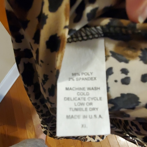 Jupree Cheetah Print Palazzo Pants - Picture 3 of 6